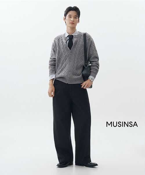 COSTUME O’CLOCK（コスチュームオクロック）の「リネンオーバーサイズロングスリーブシャツ5カラーCOOSSH192（シャツ/ブラウス・メンズ・ライトブルー/ネイビー/グレー/アイボリー/ライトベージュ・FREE/MEDIUM/LARGE）」の8枚目の写真