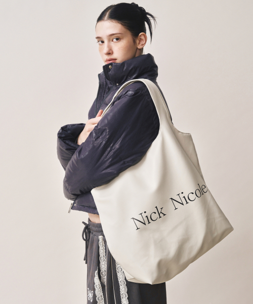 NICK&NICOLE（ニックアンドニコール）の「NICOLE BIG SHOPPER BAG_CREAM（ショルダーバッグ・レディース・その他・FREE）」の3枚目の写真