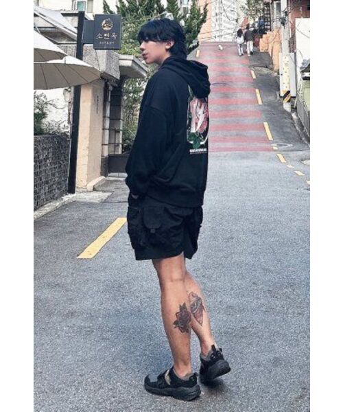 VERSE ONE(バースワン)の「FLOWER SYMBOL LOGO PULLOVER HOODIE BLACK(パーカー・レディース・その他・LARGE/MEDIUM/SMALL)」の11枚目の写真