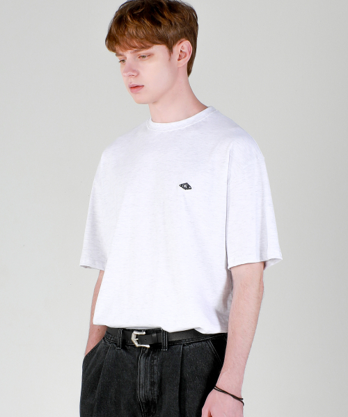 ESN(イーエスエヌ)の「エンスコンス ポイントワッペン オーバーサイズTシャツ メランジ(Tシャツ/カットソー・メンズ・その他・LARGE/MEDIUM)」の4枚目の写真