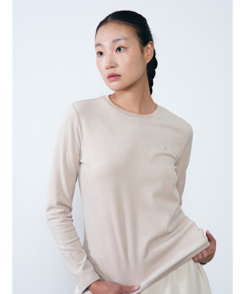 HUMTTO(ハムト)の「女性 テンセル 起毛 Tシャツ フラッフィ(Tシャツ/カットソー・レディース・ブラック/ラベンダー/オートミール・SMALL/MEDIUM/LARGE/X-LARGE)」の4枚目の写真