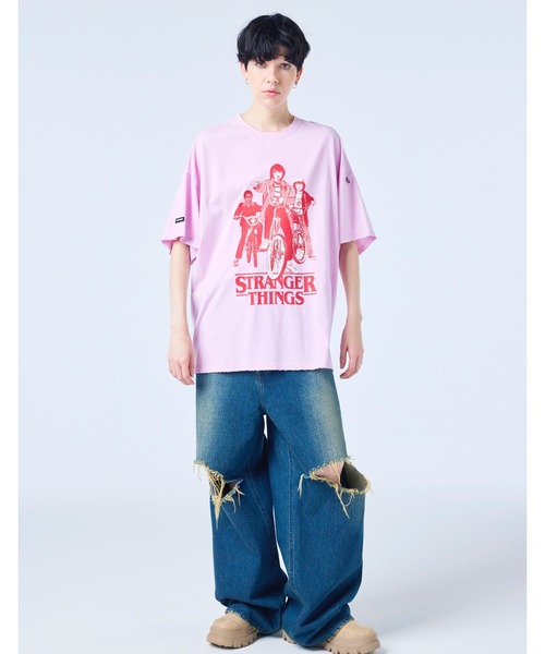 Little sunny bite(リトルサニーバイト)の「【8】【it】【Little sunny bite】stranger things x little sunny bite graphic big tee(Tシャツ/カットソー・レディース・ブラック/ホワイト/ピンク・SMALL/MEDIUM)」の1枚目の写真