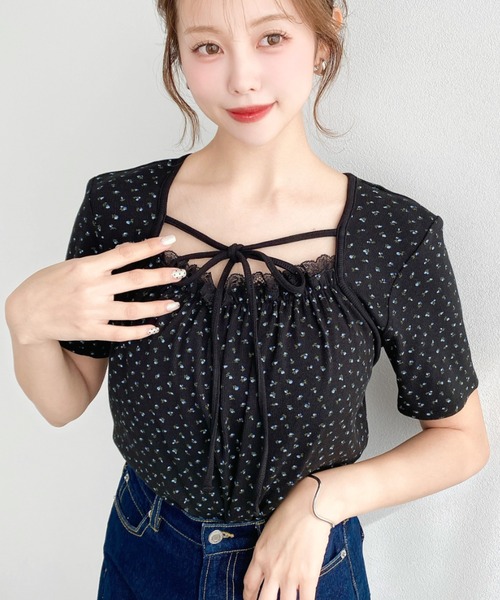 moment+(モーメントプラス)の「レイヤードデザインデコルテリボンリブカットソー半袖トップス(Tシャツ/カットソー・レディース・ホワイト系その他/ネイビー/ブラック/杢グレー/アイボリー/イエロー系その他/ブラック系その他・L/M)」の4枚目の写真