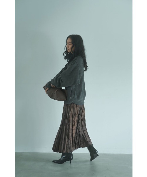 marjour（マージュール）の「WASHER PLEATS SATIN SKIRT（スカート・レディース・ブラウン・M）」の10枚目の写真