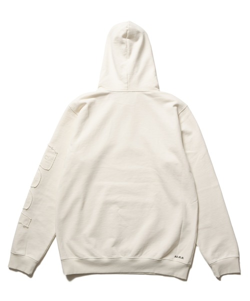 F.C.Real Bristol（エフシーレアルブリストル）の「CUT-OFF LOGO SWEAT HOODIE（パーカー・メンズ・ブラック/ブルー/オフホワイト/レッド・SMALL/MEDIUM/LARGE/X-LARGE/XX-LARGE）」の15枚目の写真