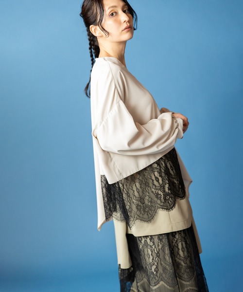 OSMOSIS（オズモーシス）の「アシンメトリーレース切替ブラウス（シャツ/ブラウス・レディース・ライトベージュ/ブラック/ホワイト・ONE SIZE）」の10枚目の写真