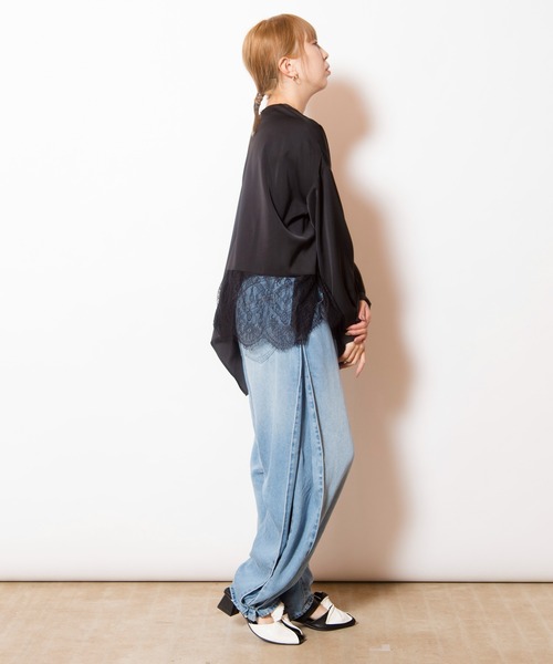 OSMOSIS（オズモーシス）の「アシンメトリーレース切替ブラウス（シャツ/ブラウス・レディース・ライトベージュ/ブラック/ホワイト・ONE SIZE）」の20枚目の写真