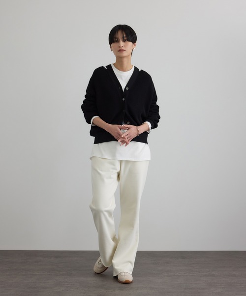 SALON adam et rope'（サロン アダム エ ロペ）の「【WEB・一部店舗限定】セミフレアスウェットパンツ / セットアップ対応（その他パンツ・レディース・チャコールグレー/オフホワイト/ブラウン系その他2・FREE）」の8枚目の写真