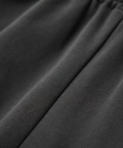 SALON adam et rope'（サロン アダム エ ロペ）の「【WEB・一部店舗限定】セミフレアスウェットパンツ / セットアップ対応（その他パンツ・レディース・チャコールグレー/オフホワイト/ブラウン系その他2・FREE）」の19枚目の写真