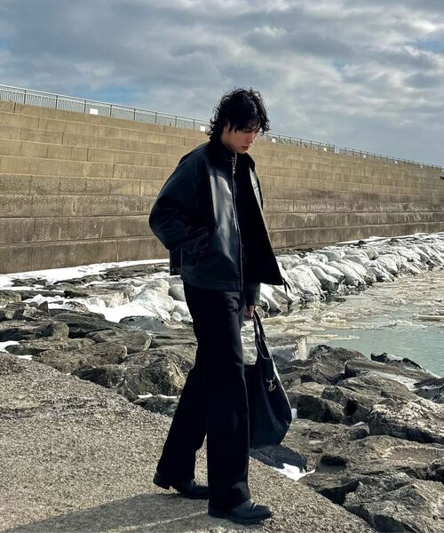 KIIMUIR(キミュア)の「ビーガンレザー ワークジャケット_ブラック(ライダースジャケット・メンズ・ブラック・MEDIUM/LARGE/X-LARGE)」の7枚目の写真