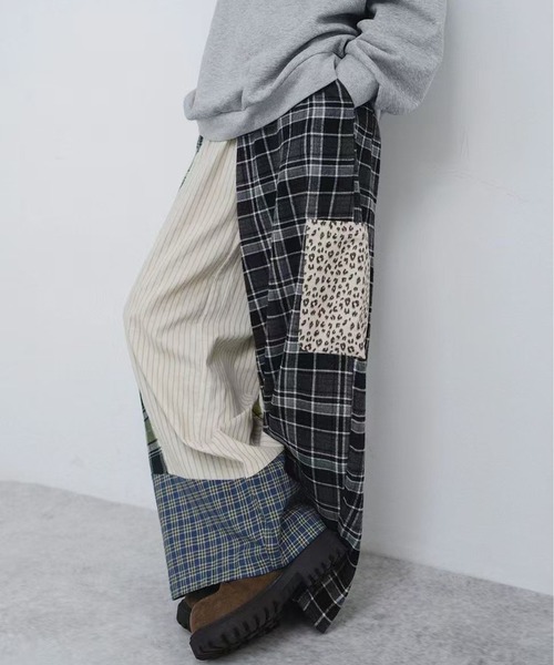 AsheKsha(アシクシャ)の「アメリカンスタイルのトレンドパッチワークルーズワイドパンツ(その他パンツ・レディース・ブラック・S/M)」の10枚目の写真