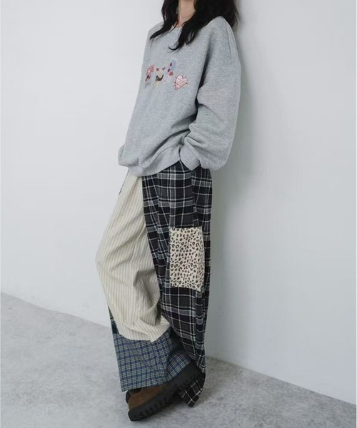AsheKsha(アシクシャ)の「アメリカンスタイルのトレンドパッチワークルーズワイドパンツ(その他パンツ・レディース・ブラック・S/M)」の12枚目の写真