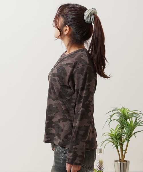 カモフラージュ サーマル ヘンリーネック ロングスリーブ Tシャツ