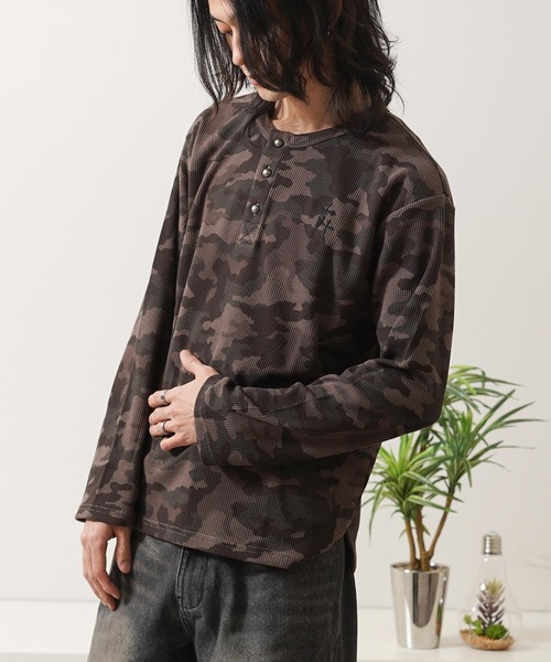 カモフラージュ サーマル ヘンリーネック ロングスリーブ Tシャツ