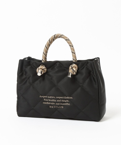 BAYFLOW（ベイフロー）の「[軽量キルト素材]刺繍ロゴキルトショルダー（ショルダーバッグ・レディース・グレー/オフホワイト/ライトブルー/ブラック・FREE）」の5枚目の写真