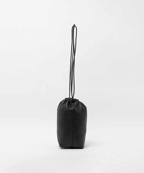 ODETTE E ODILE（オデットエオディール）の「＜Bucket Baggage＞ Ball Charm Soft Long（ショルダーバッグ・レディース・ホワイト/ブラック・FREE）」の3枚目の写真