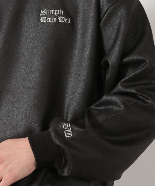 LAKOLE（ラコレ）の「レザーライクロゴプルオーバー/645798（スウェット・メンズ・ラベンダー/ブラック/ベージュ・MEDIUM/LARGE）」の14枚目の写真