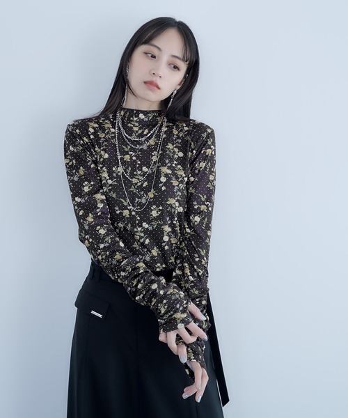 HARE（ハレ）の「フラワードットガラカットソー(HARE)（Tシャツ/カットソー・レディース・ブルー/イエロー/パープル・FREE）」の8枚目の写真