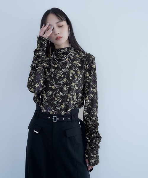 HARE（ハレ）の「フラワードットガラカットソー(HARE)（Tシャツ/カットソー・レディース・ブルー/イエロー/パープル・FREE）」の9枚目の写真