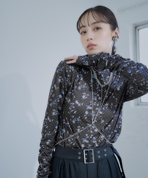 HARE（ハレ）の「フラワードットガラカットソー(HARE)（Tシャツ/カットソー・レディース・ブルー/イエロー/パープル・FREE）」の14枚目の写真