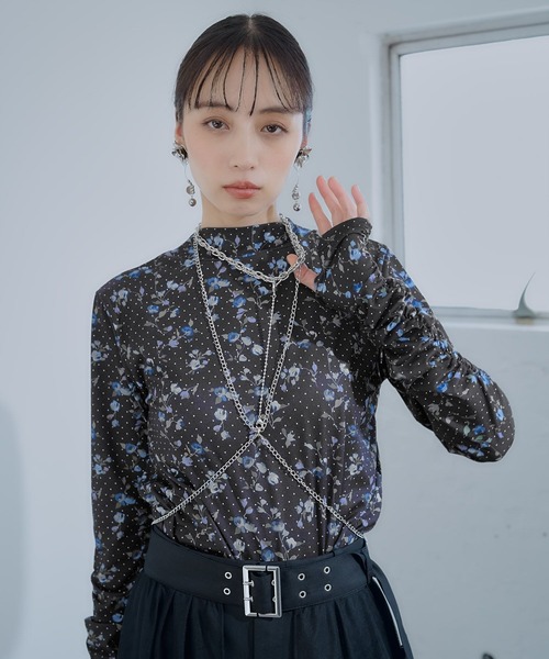 HARE（ハレ）の「フラワードットガラカットソー(HARE)（Tシャツ/カットソー・レディース・ブルー/イエロー/パープル・FREE）」の17枚目の写真