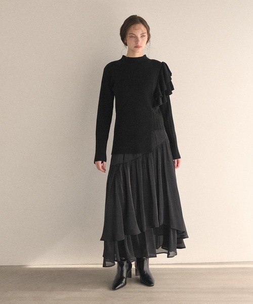 MIELI INVARIANT（ミエリインヴァリアント）の「Milfull Frill Knit Tops（ニット/セーター・レディース・ブラック/グレー・FREE）」の12枚目の写真