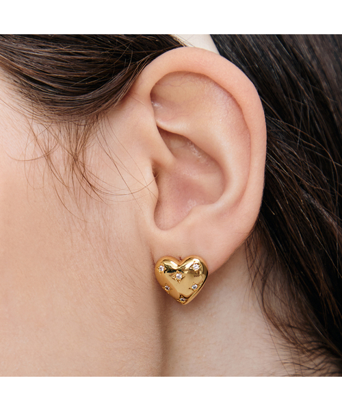 HEI(ヘイ)の「alice heart earring(ピアス(両耳用)・レディース・ゴールド・FREE)」の1枚目の写真