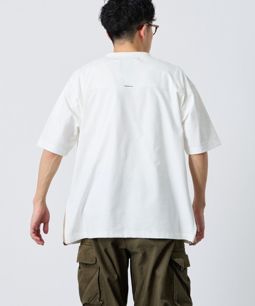 +phenix（プラスフェニックス）の「[＋phenix/プラスフェニックス] 別注 サイドメッシュ ベンチレーション ポケットTシャツ【追加】（Tシャツ/カットソー・メンズ・ブラック/ホワイト/グレー・XL/L/M）」の17枚目の写真
