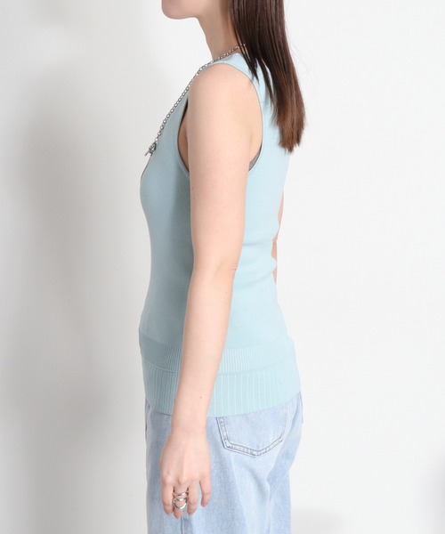 cepo（セポ）の「〈前後2way〉ソウバリ裾デザインパイピングタンクトップ（タンクトップ・レディース・ブラック/オフホワイト/グレー/ラベンダー/チャコール/サックスブルー・M）」の15枚目の写真