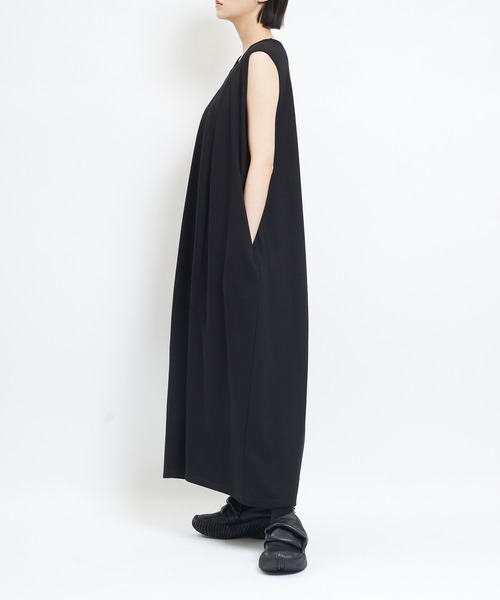 gomme（ゴム）の「ドレープロングワンピース（ワンピース・レディース・ブラック・MEDIUM）」の5枚目の写真