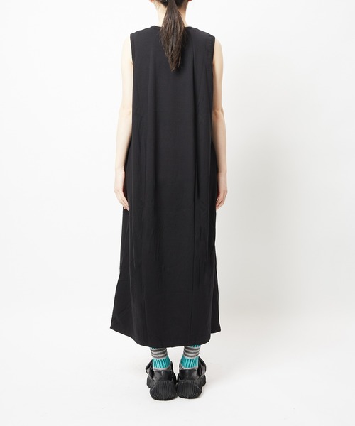 gomme（ゴム）の「ドレープロングワンピース（ワンピース・レディース・ブラック・MEDIUM）」の21枚目の写真