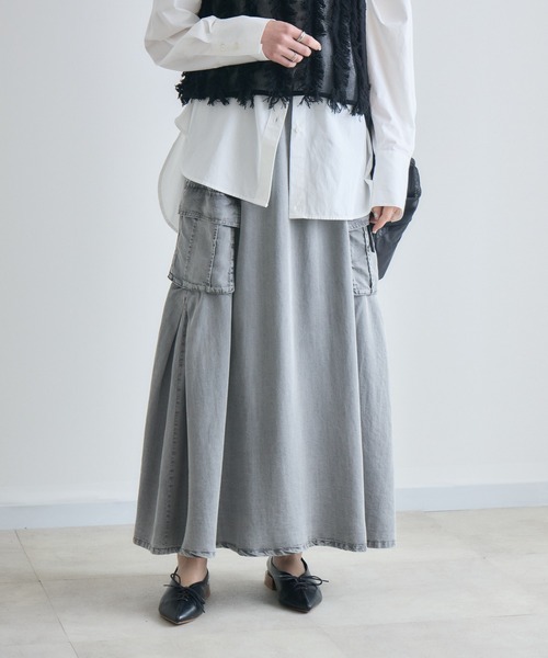 Paradise Picnic(パラダイスピクニック)の「SUGAR ROSE テンセルデニムカーゴスカート(デニムスカート・レディース・グレー・FREE)」の2枚目の写真