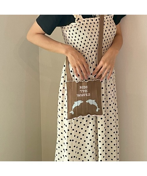 KNT365(ケイエヌティサンロクゴ)の「Chu-Knitty Dolphin(ショルダーバッグ・レディース・ブラウン・FREE)」の3枚目の写真