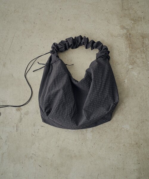 goocy（グーシー）の「チェックショルダーバッグ（ショルダーバッグ・レディース・ブラック/チャコールグレー・FREE）」の13枚目の写真