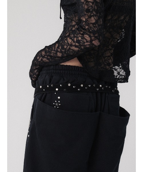 ELCHELE(エルチェレ)の「STUDS BELT(ベルト・レディース・ブラック・FREE)」の3枚目の写真