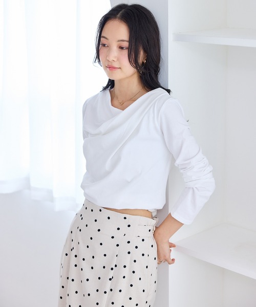 VIS(ビス)の「【WEB限定】長袖ドレープカットソー(Tシャツ/カットソー・レディース・ブラック/キナリ・FREE)」の4枚目の写真