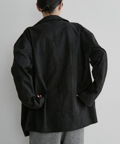 Aunt Marie's(アントマリーズ)の「エンブロイダリーオープンカラーシャツ(シャツ/ブラウス・レディース・ブラック/ナチュラル・FREE)」の5枚目の写真