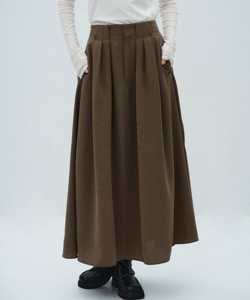 PUBLIC TOKYO（パブリックトウキョウ）の「【2026春新作】タックフレアスカート（スカート・レディース・ダークグレー/ライトベージュ/カーキ・1/2）」の3枚目の写真