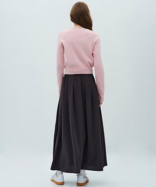 PUBLIC TOKYO（パブリックトウキョウ）の「【2026春新作】タックフレアスカート（スカート・レディース・ダークグレー/ライトベージュ/カーキ・1/2）」の11枚目の写真