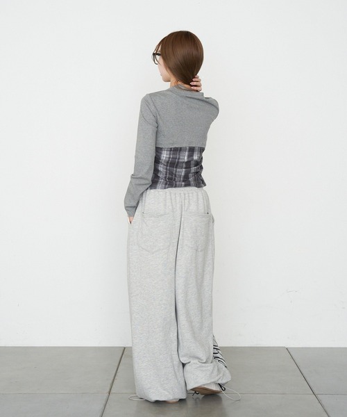 RAY CASSIN（レイカズン）の「【ボーダー / チェック】レイヤードボレロT（Tシャツ/カットソー・レディース・ベージュ系その他2/グレー系その他2/ブラック系その他3/ブルー系その他3・FREE）」の18枚目の写真