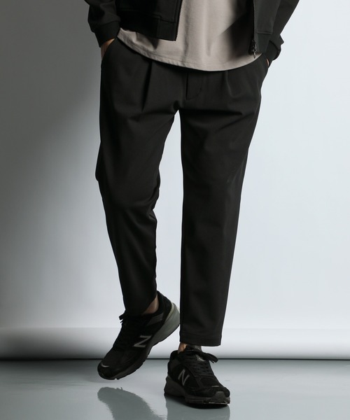 The DUFFER of ST.GEORGE（ザダファーオブセントジョージ）の「[360° THE CIRCLE STRETCH] BY WONDER SHAPE：セットアップ対応 サークルストレッチ イージーパンツ / ワンダーシェイプ / テーパードパンツ / 軽量・速乾（その他パンツ・メンズ・ネイビー/ブラック・X-LARGE/LARGE/MEDIUM/SMALL）」の2枚目の写真