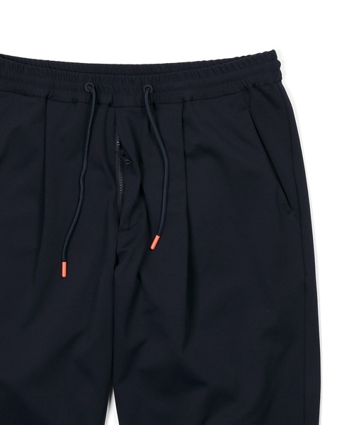 The DUFFER of ST.GEORGE（ザダファーオブセントジョージ）の「[360° THE CIRCLE STRETCH] BY WONDER SHAPE：セットアップ対応 サークルストレッチ イージーパンツ / ワンダーシェイプ / テーパードパンツ / 軽量・速乾（その他パンツ・メンズ・ネイビー/ブラック・X-LARGE/LARGE/MEDIUM/SMALL）」の12枚目の写真