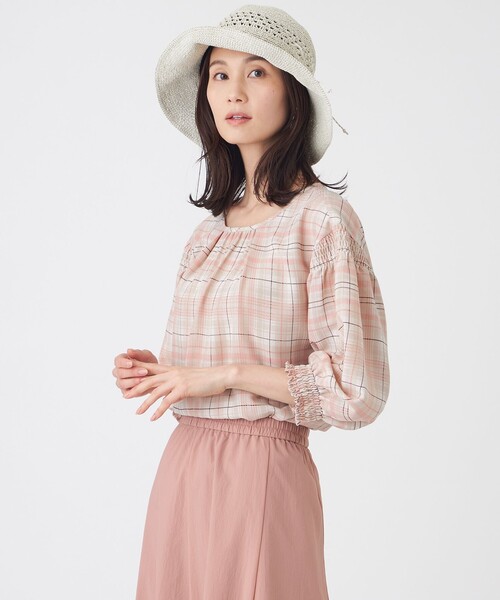 TRANS WORK(トランスワーク)の「【ウォッシャブル】シアーチェックプリントブラウス(シャツ/ブラウス・レディース・ベージュ/ネイビー・38)」の2枚目の写真