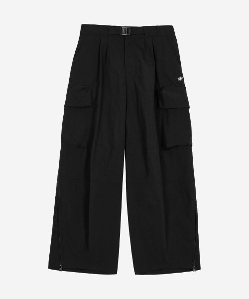 KALAPATTHAR（カラパタール）の「Nylon Ankle Zipped Cargo Pants - BLACK（スウェットパンツ・メンズ・その他・MEDIUM/LARGE/X-LARGE）」の5枚目の写真