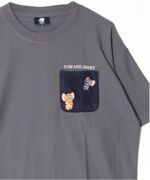Tom&Jerry(トムアンドジェリー)の「【TOM & JERRY/トムとジェリー】梨地胸ニットポケットワンポイント刺繍裾ドロスト付半袖T(吸水速乾/coolmax)/ユニセックス(Tシャツ/カットソー・メンズ・オフホワイト/グレイッシュブルー/グレイッシュベージュ/スミクロ・MEDIUM/LARGE)」の17枚目の写真