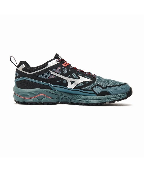 MIZUNO(ミズノ )の「MIZUNO WAVE DAICHI LS(ミズノ ウエーブ ダイチ LS)(スニーカー・メンズ・ベージュ系/グレー系・23cm/23.5cm/24cm/24.5cm/25cm/25.5cm/26cm/26.5cm/27cm/27.5cm/28cm/28.5cm/29cm/29.5cm/30cm)」の14枚目の写真