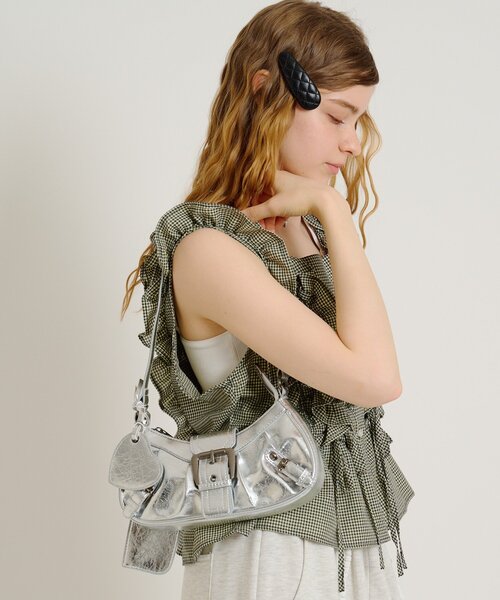 w closet（ダブルクローゼット）の「ハートミラー付きショルダーバッグ（トートバッグ・レディース・シルバー/アイボリー/ブラック・FREE）」の20枚目の写真