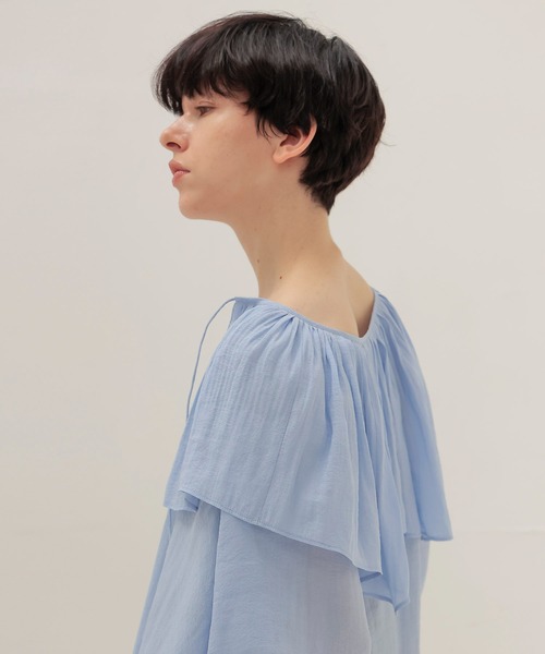 DRESSLAVE(ドレスレイブ)の「silky sheer blouse(シルキーシアーブラウス)(シャツ/ブラウス・レディース・ブルー/ブラウン・38)」の6枚目の写真