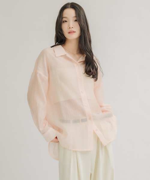 NEUNA(ヌナ)の「【夏に大活躍!冷房/紫外線/日焼け対策にも◎】シアーストライプシャツ(シャツ/ブラウス・レディース・ピンク/オフホワイト・FREE)」の8枚目の写真