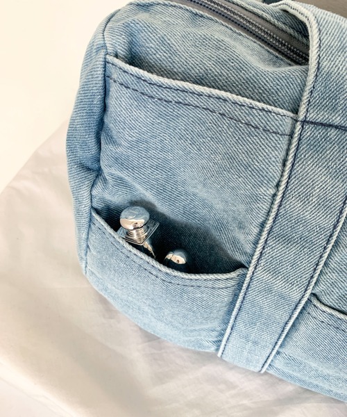 Teem Store(チームストア)の「【全10ポケット/大容量】デニム コンパクトボストンバッグ(ショルダーバッグ・レディース・ダークブルー/ライトブルー/ブラック・F)」の11枚目の写真